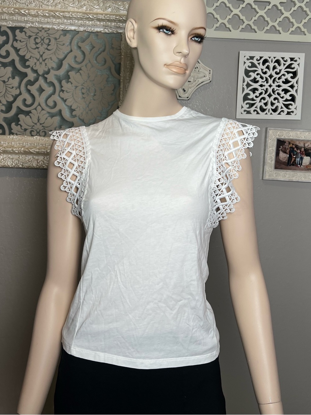 Ted Baker White Lace Sleeve Crewneck Top - Women